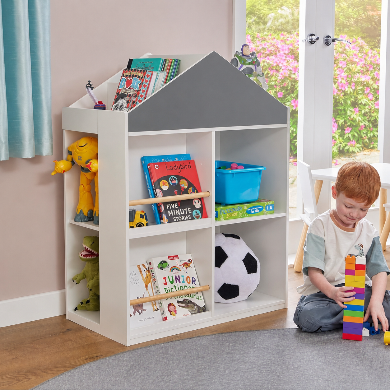 Scaffale per Giocattoli e Libri per Bambini GINGER HOME a Forma di Casetta con Lavagna, Montessori, Bianco, 72.5×40×95.8 cm