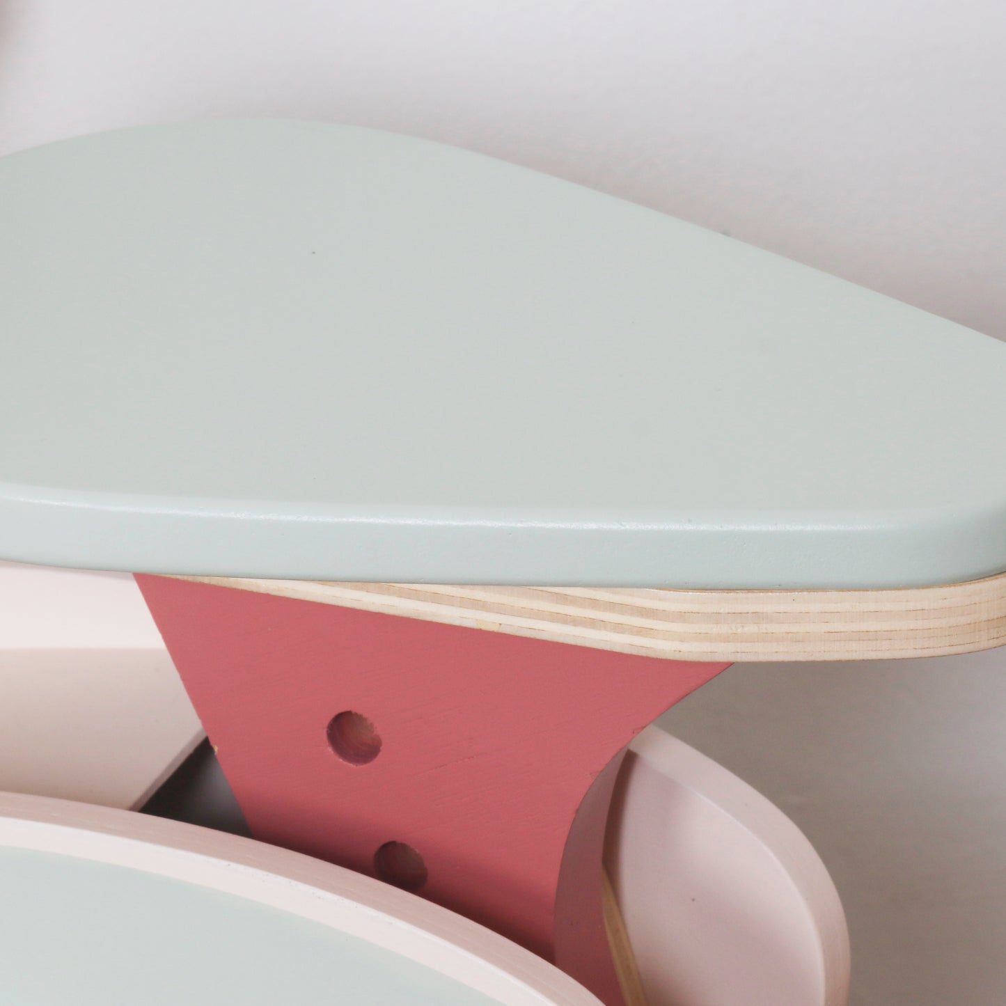 Седалка на детско баланс колело GINGER HOME от дърво с гладка повърхност