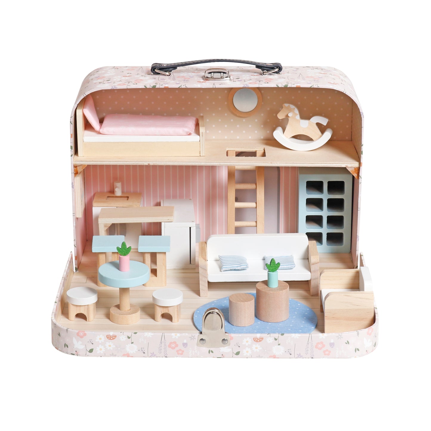 Детска дървена къща куфар GINGER HOME отворен изглед с двуетажен интериор, легло, диван, маса, столчета и аксесоари