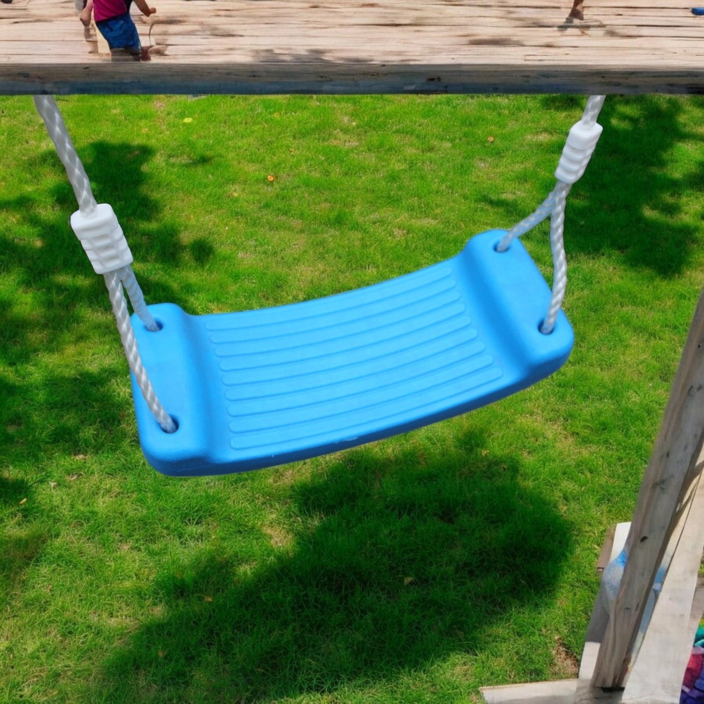 Altalena in legno per bambini GINGER HOME, 156x200x201 cm, gioco sicuro all'aperto