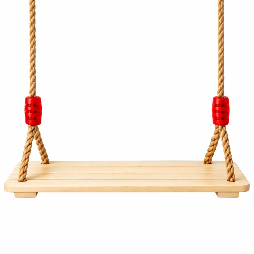 Предна гледка на детска люлка от натурално дърво с въжета за двор и градина