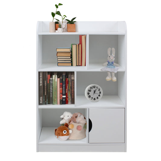Детска секция GINGER HOME, подредена с книжки, играчки и декорация