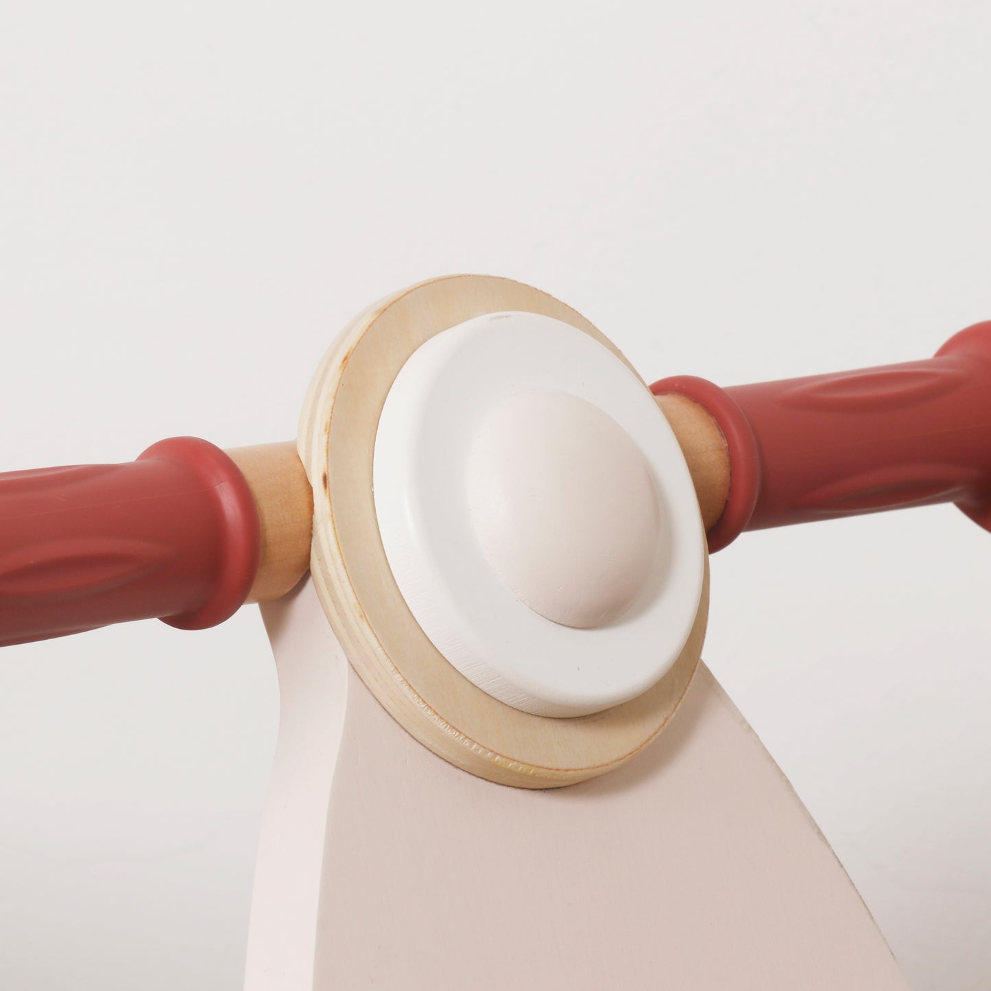 Кормило на детско дървено баланс колело GINGER HOME с ергономичен захват