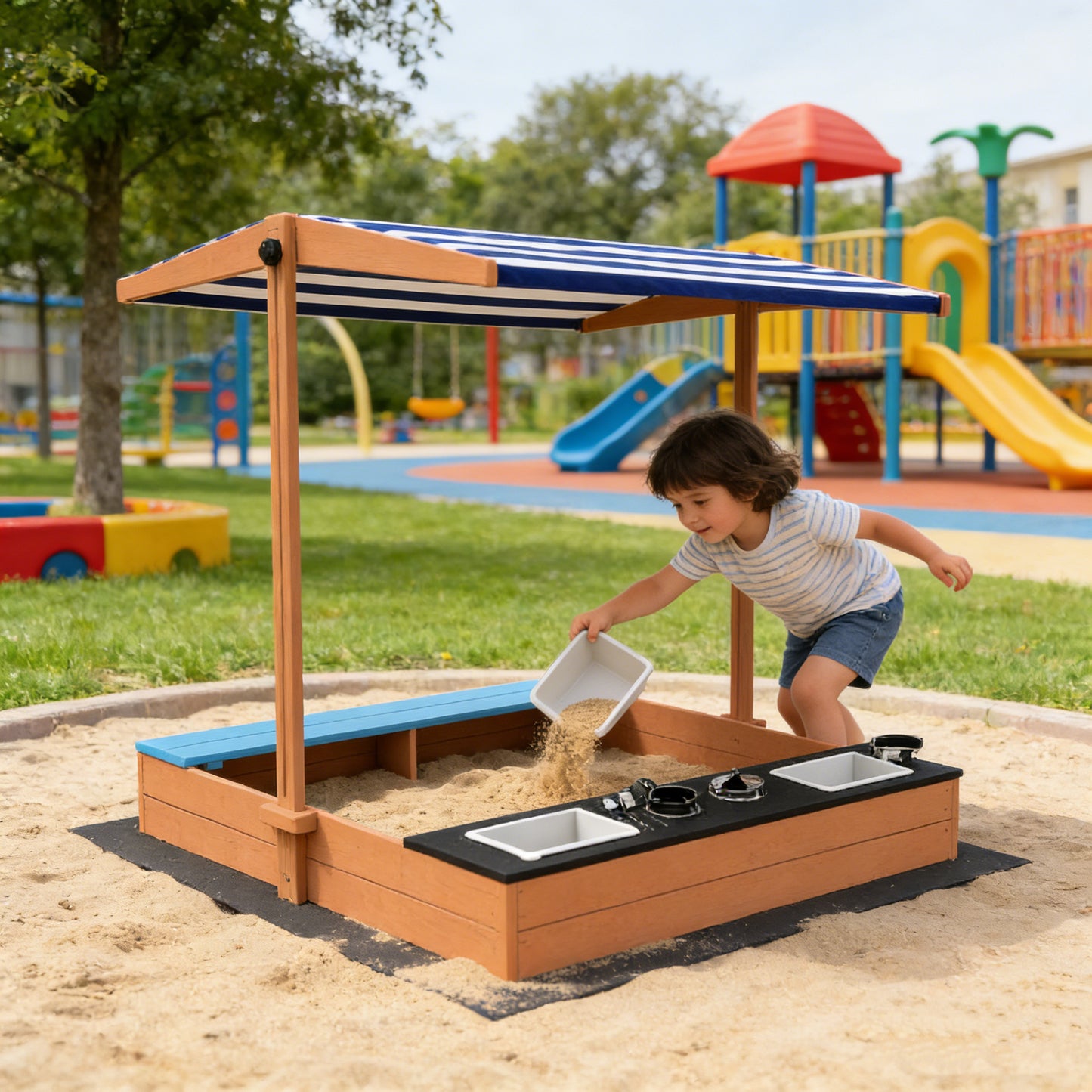 Sabbiera in legno per bambini 3 in 1 con cucina, panca e ombrellone con protezione UV GINGER HOME – Gioco all'aperto (110x114x110 cm)