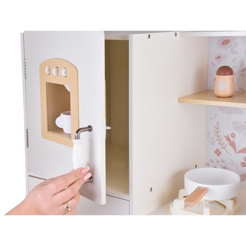 Кафе зона и диспенсър на детска кухня GINGER HOME – детайлен изглед