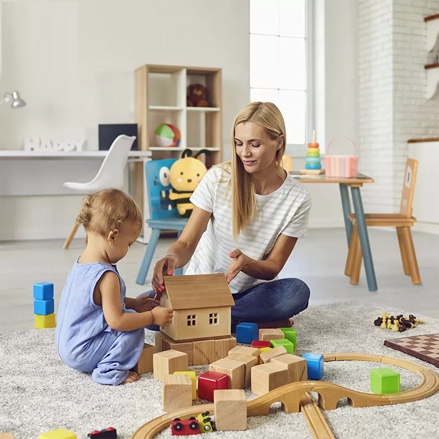 Tavolo in legno per bambini con 2 sedie, set - per giocare, disegnare, mangiare - GHOSTS